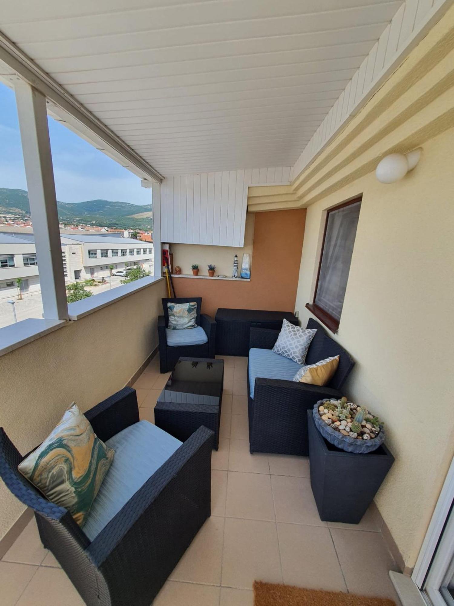 Vista Apartment-Split Airport คาชเตลา ภายนอก รูปภาพ