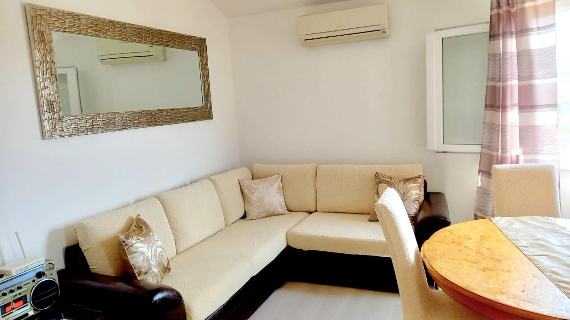 Vista Apartment-Split Airport คาชเตลา ภายนอก รูปภาพ